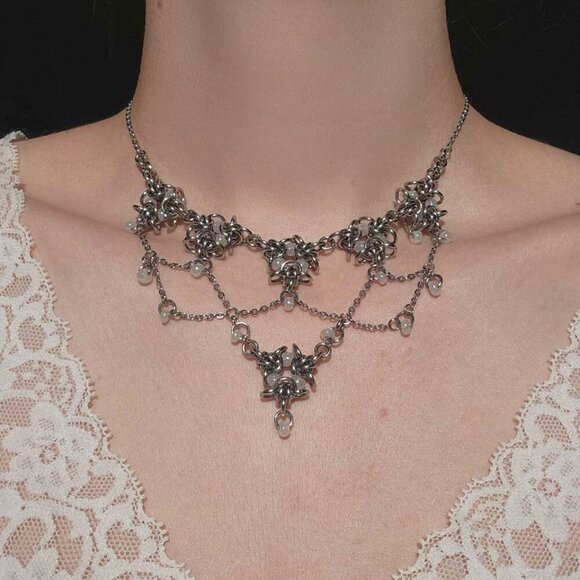 Vintage antique fairy princess chandelier necklace with a small silver chain - Picture 1 of 11